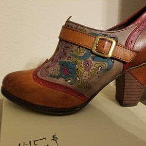Women's L'Artiste Spring Step Miso Ankle Booties Camel Multi Leather - 6.5 / 37
